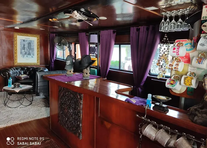Sabai Sabai Liveaboard Bangkok