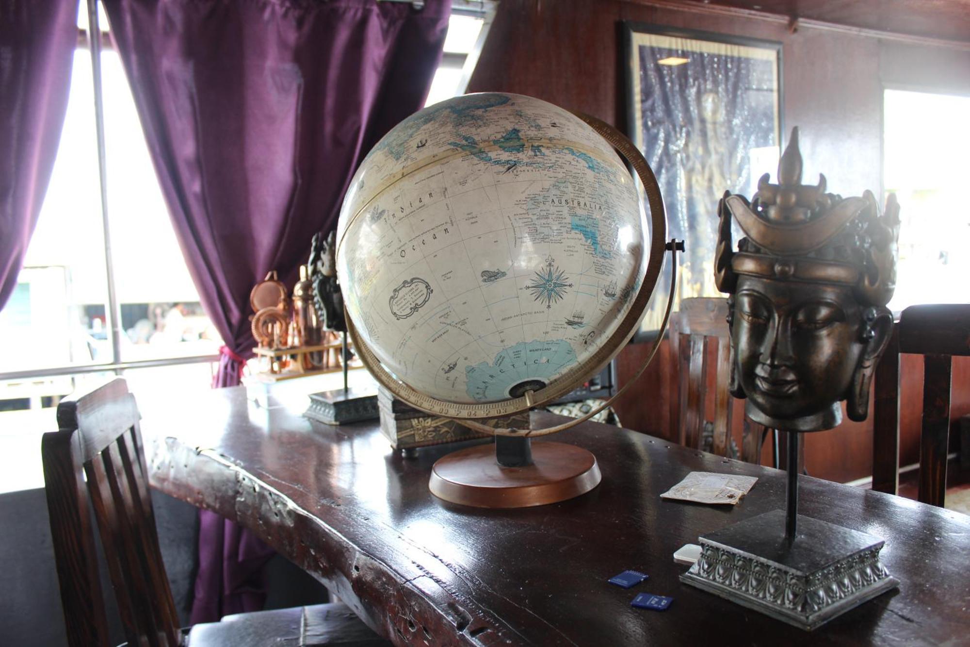 Botel Sabai Sabai Liveaboard Bangkok