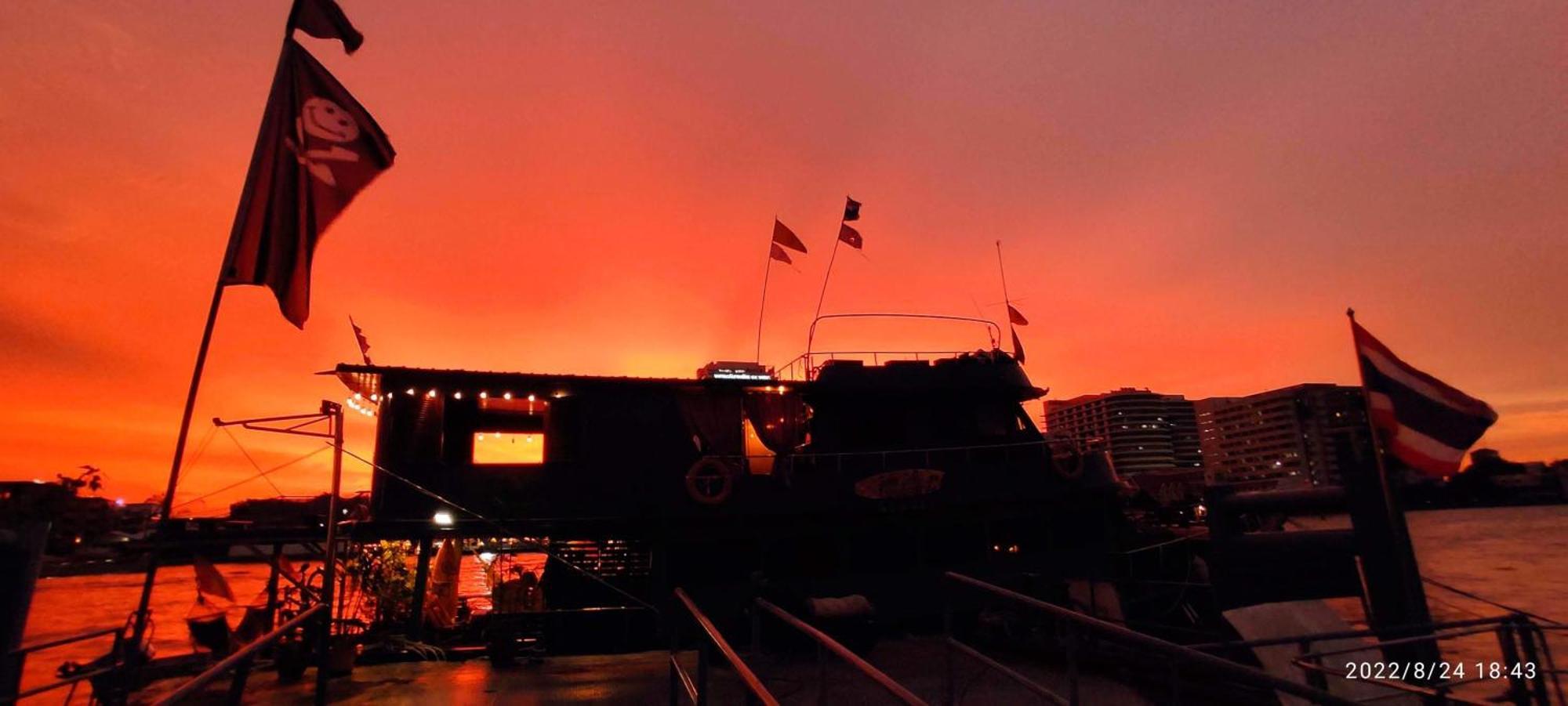 Botel Sabai Sabai Liveaboard *